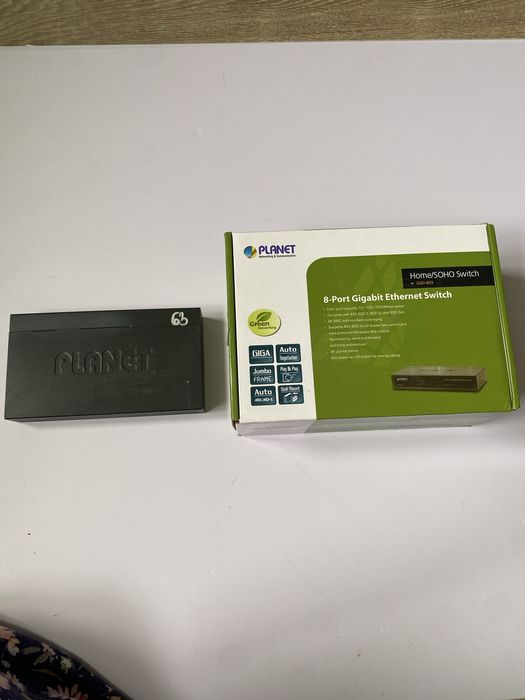 8-Port Gigabit Ethernet Switch