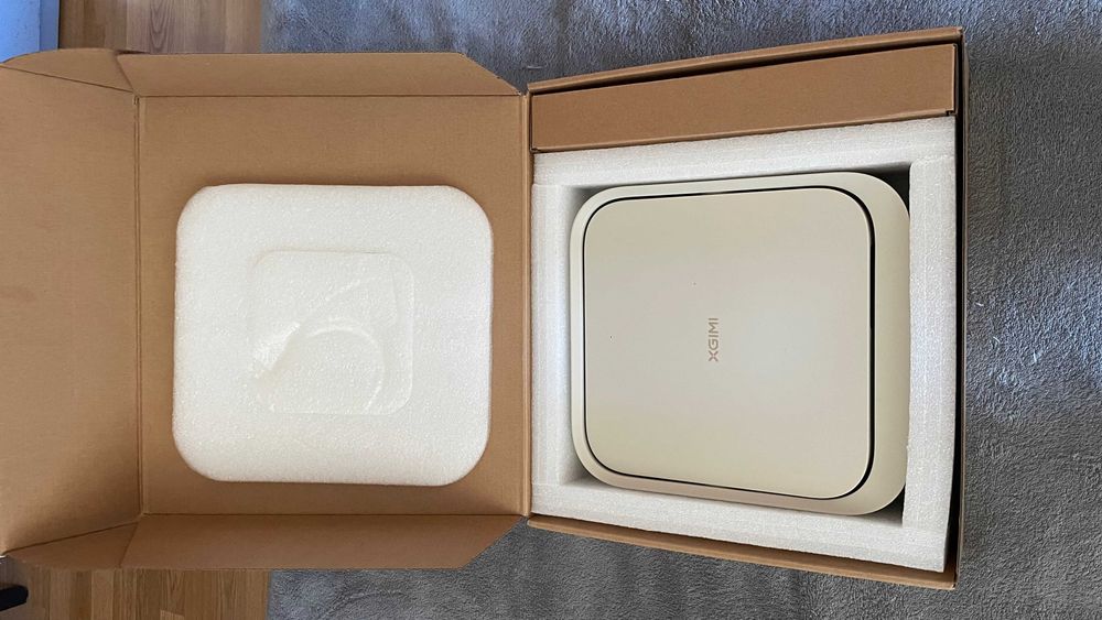 Proiector XGIMI Elfin Flip – ca nou, folosit doar de câteva ori