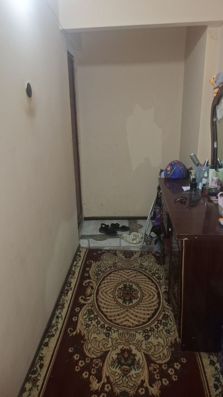 Срочно продам 2ком квартиру 3мик 3этаж