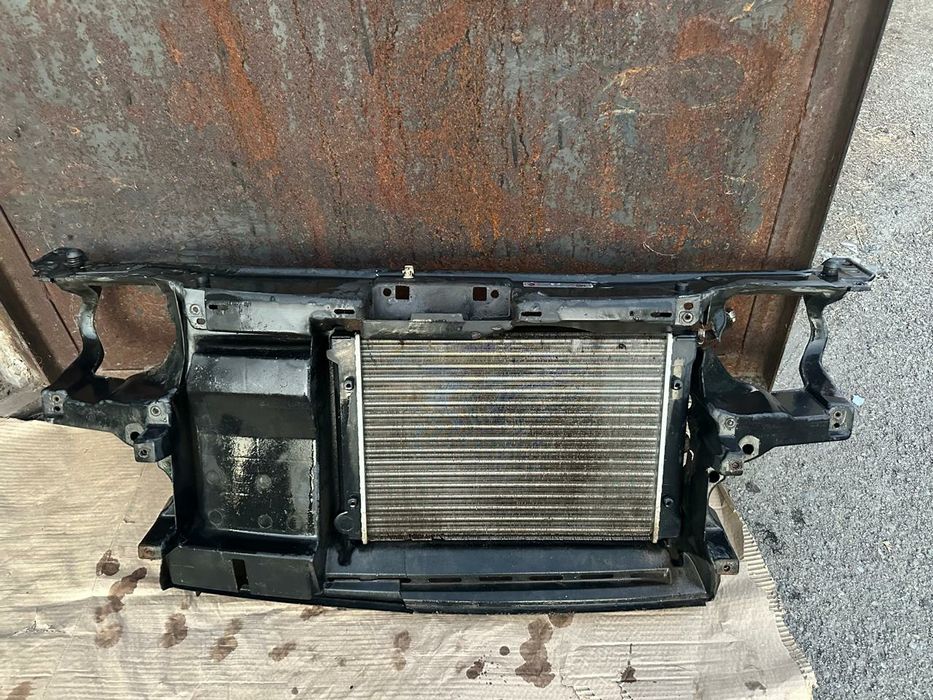 Продам телевизор от гольф 3/венто