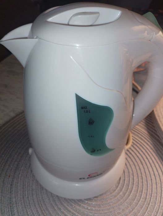 Електрическа каничка за подгряване на вода