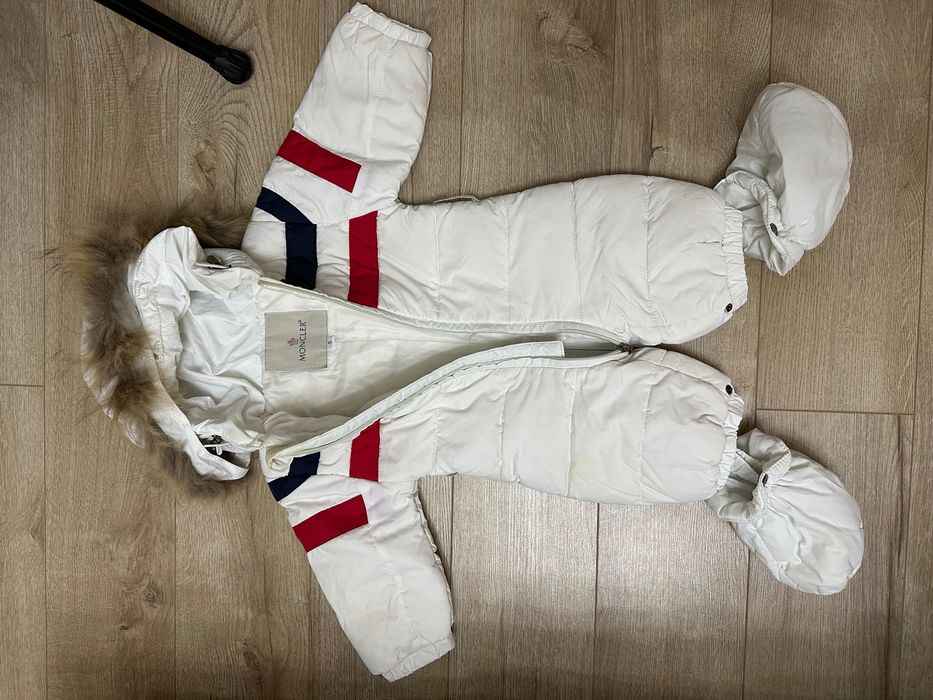 Детский комбинезон на осень Монклер