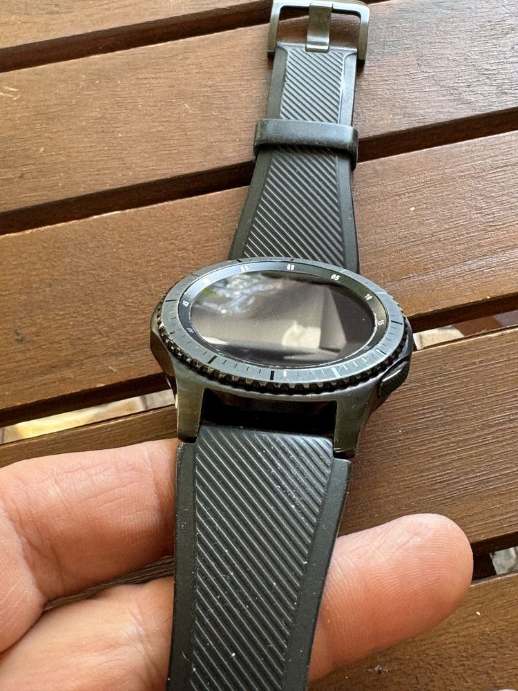 Часовник Samsung Gear S3 frontier