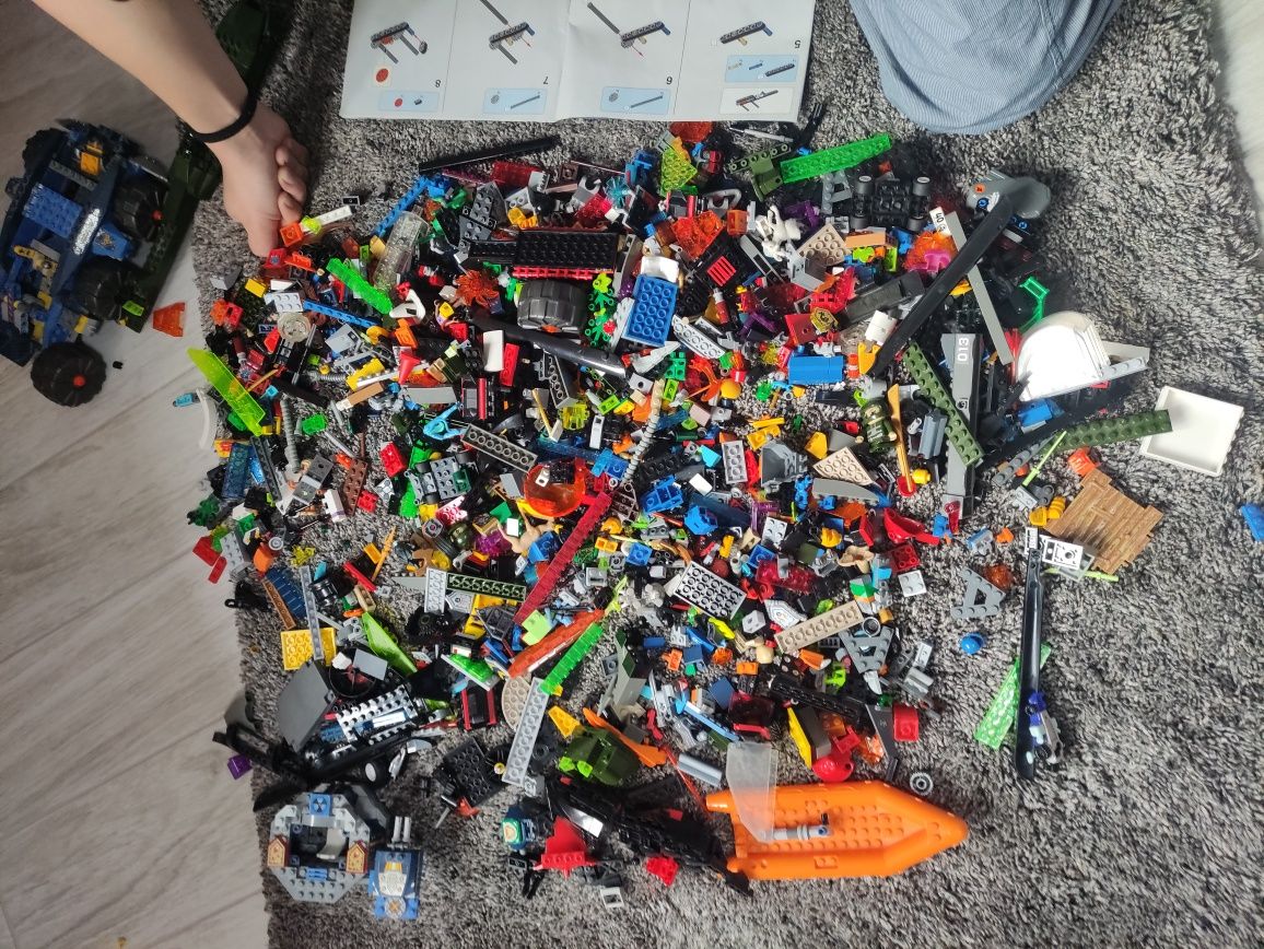 Огромен лот на LEGO
