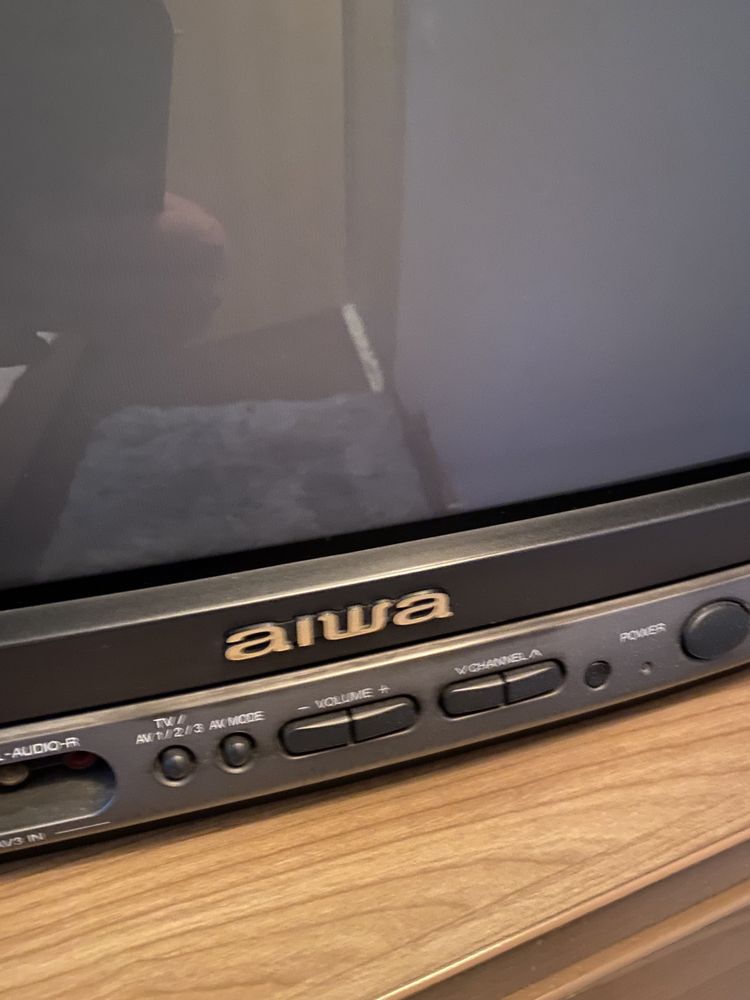 Vand TV Aiwa AT215