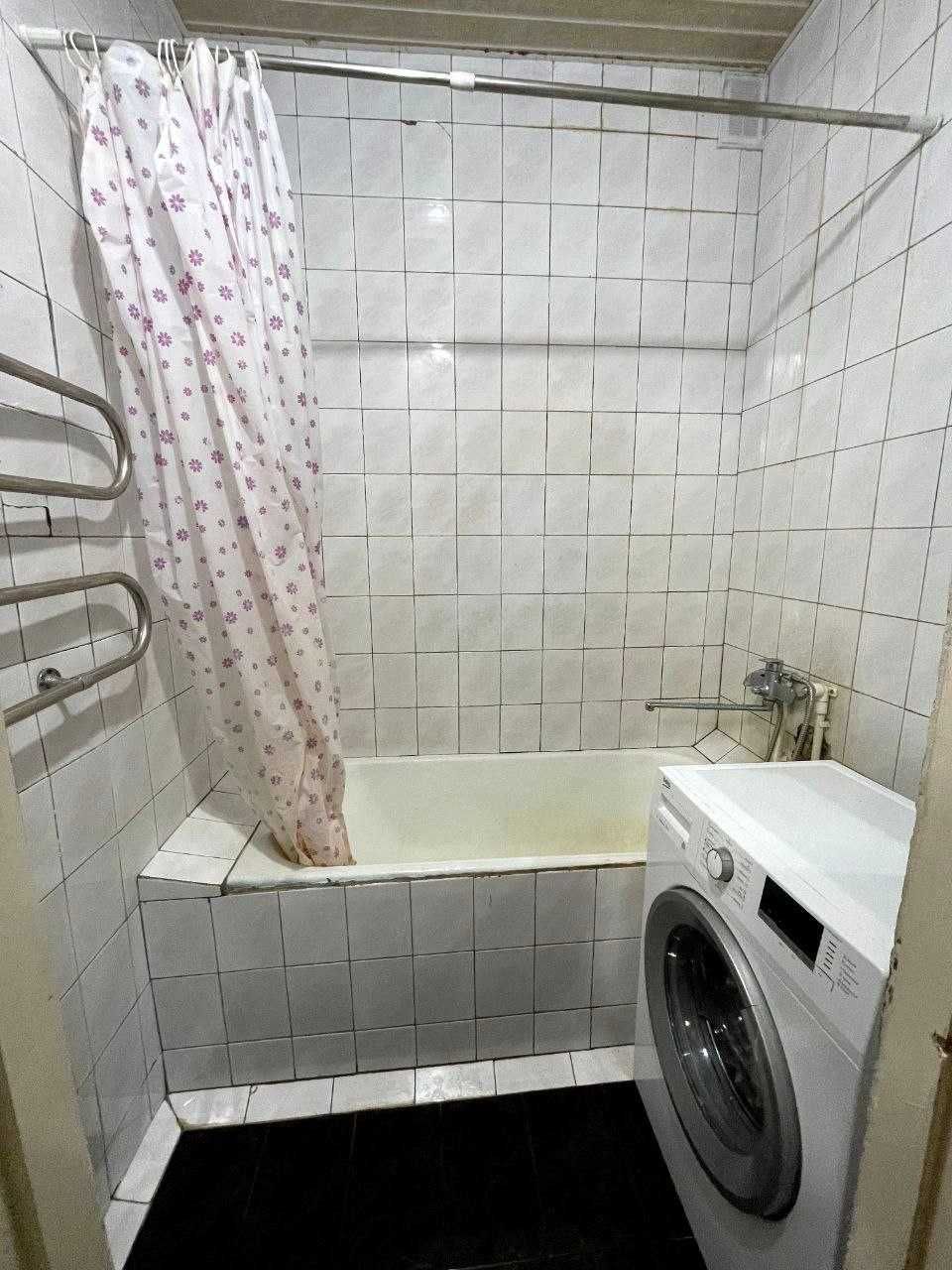 Юнусабаде12   2\5\9 Срочно продаю квартиру ор-р кафе Уч Бакалок