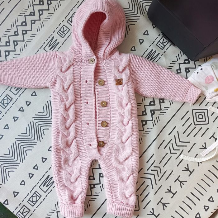 Продам красивые слипы-комбинезоны