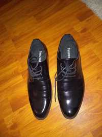 Обувки черни 41 номер