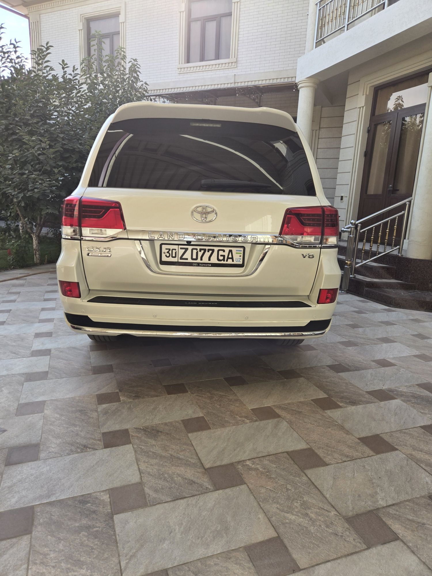Land cruiser 200 mator 4.6 full komplektaciya