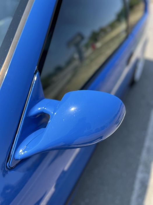 Vând e 36 compact m pachet de fabrica