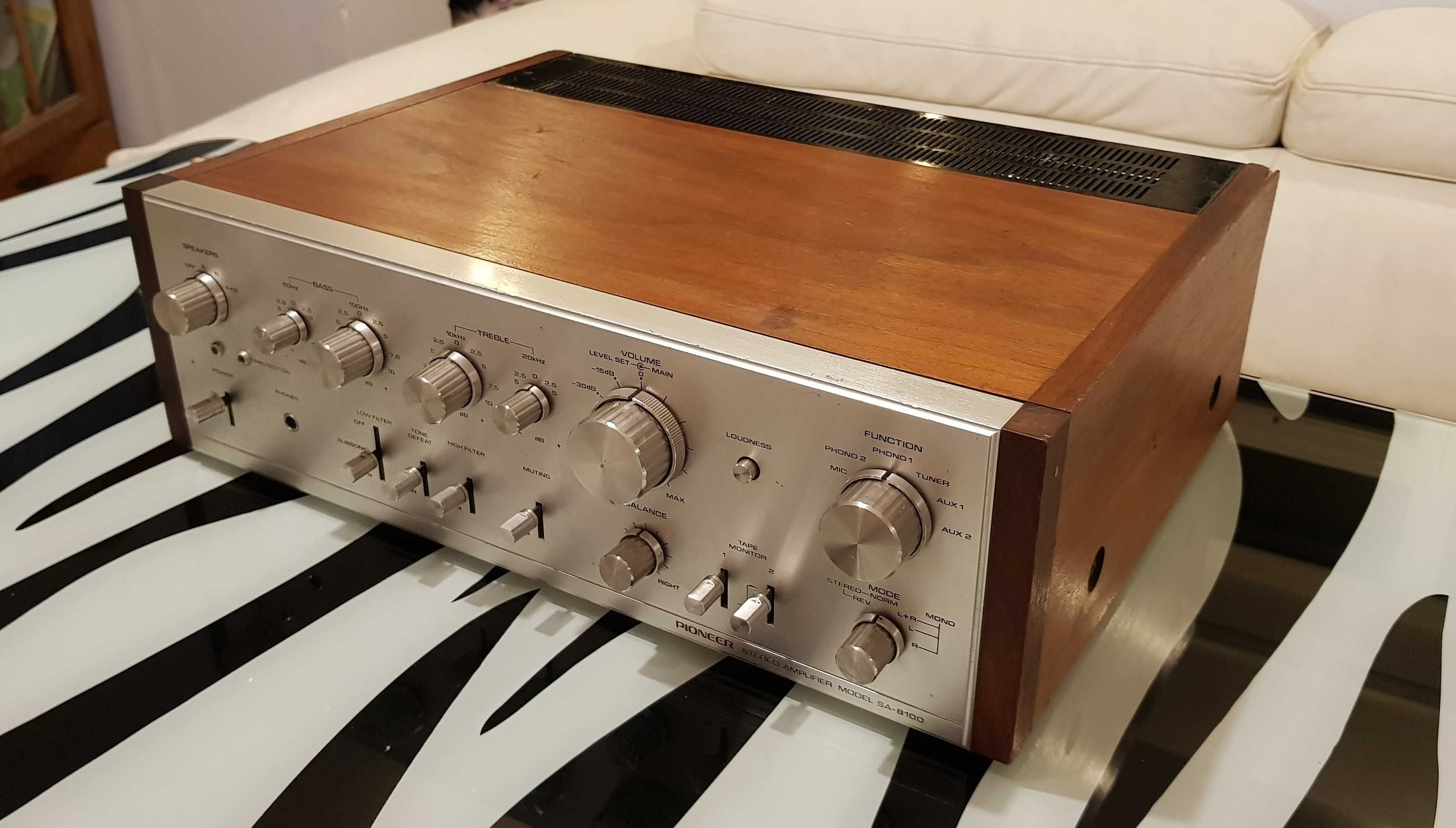 Pioneer SA 8100 muzica amplificator vintage "75 clasa A arta colectie