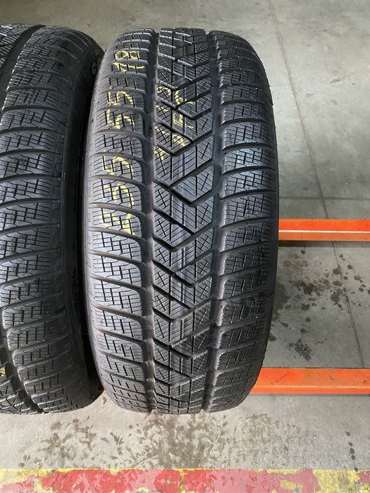 Anvelope iarna 235/55/18 Pirelli Scorpion Winter RFT 235 55 18 R18