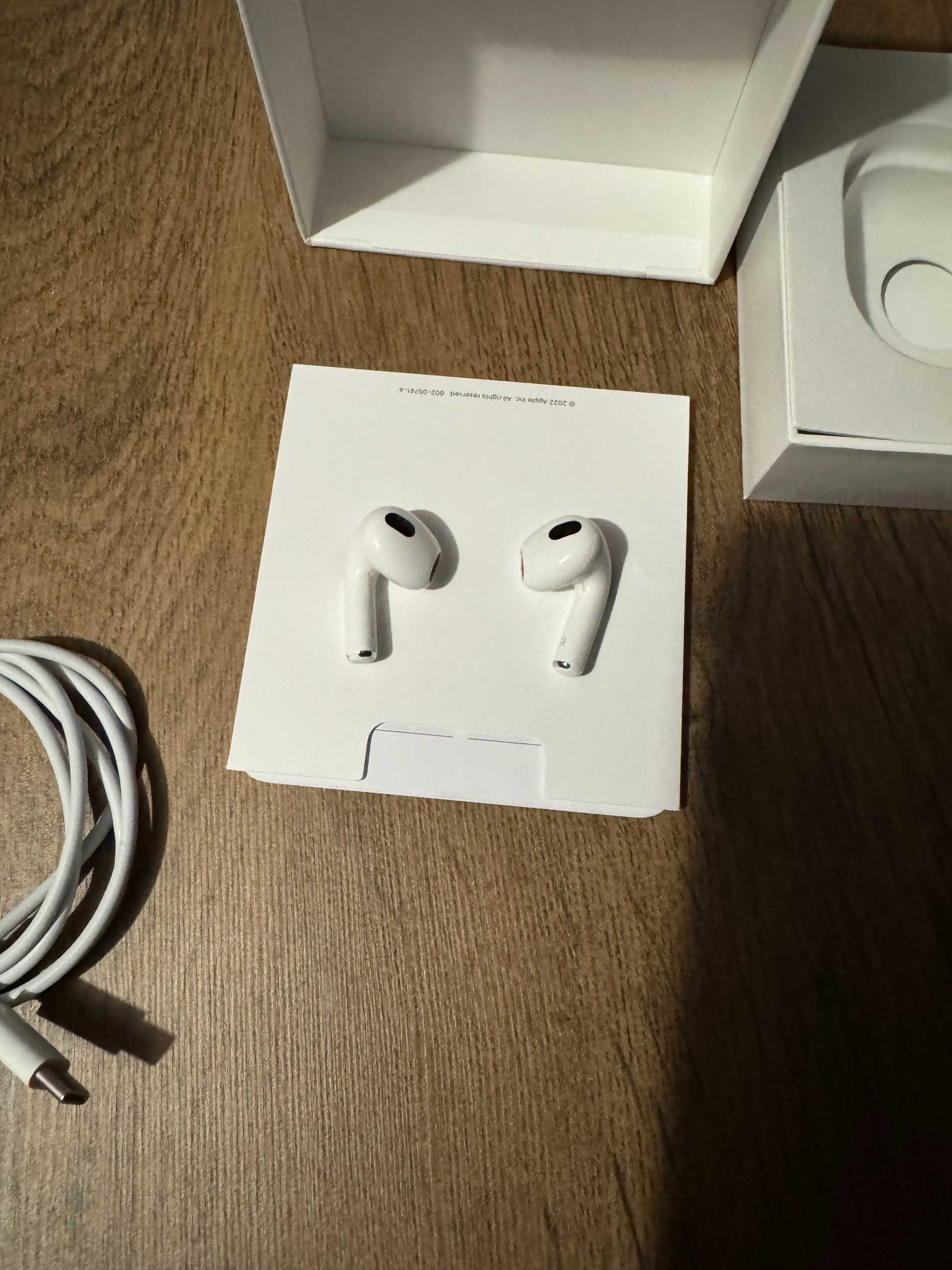 AirPods 3 Слушалки 3rd generation Отлично състояние