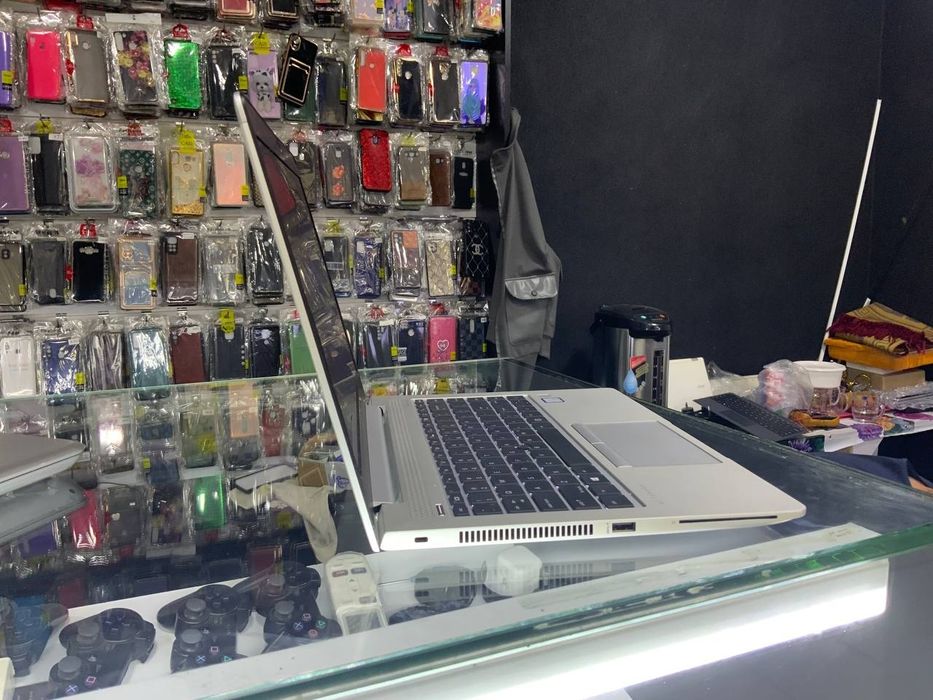 Hp-Elitebook V1 intel core i5-7300CPU 2. 60gh