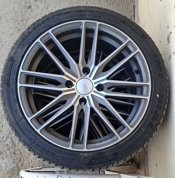 Diska Balon Sotiladi 215/45R17