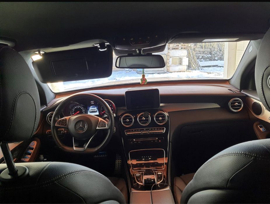 Masina de vanzare glc coupe