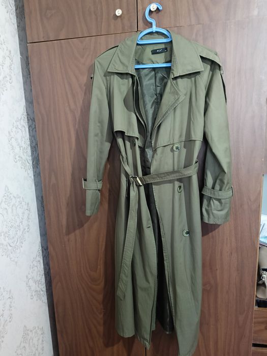Продам тренч плащ