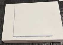 Mc book air 14 m4 chip , produs nou