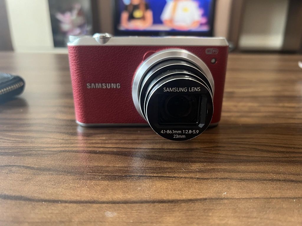 Samsung WB350F фотоапарат