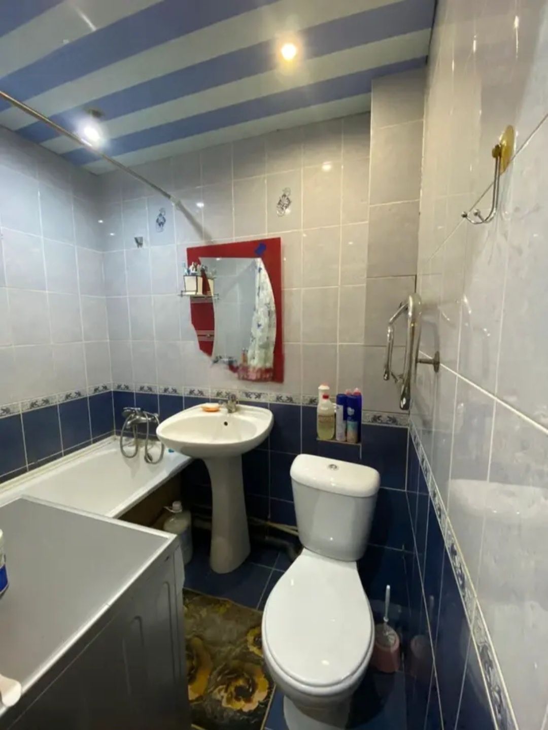 Продаётся 2х ком кв на 3 этаже из 5, район Детсад (Меховой)