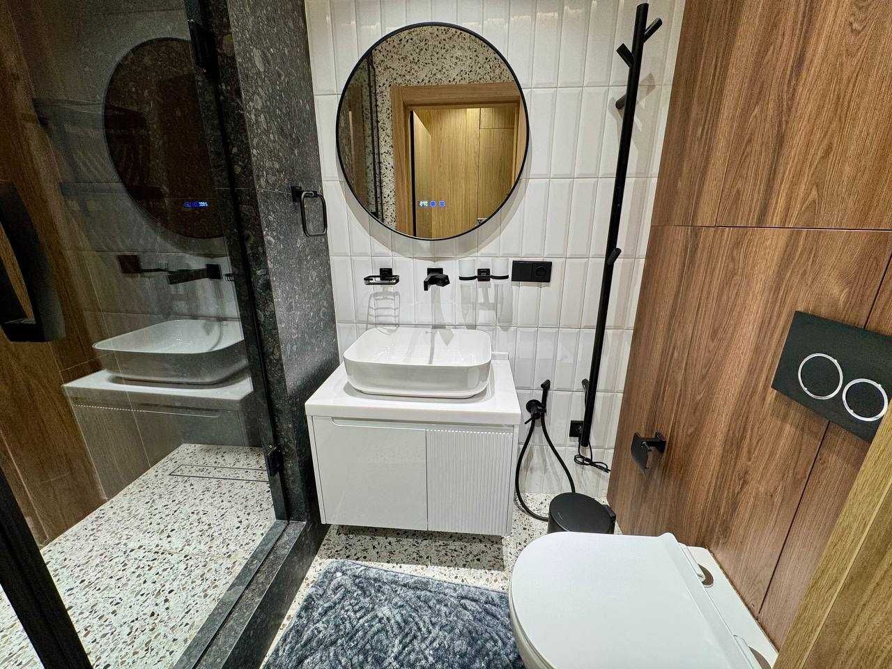 Продаётся 2 в 3 комнатная квартира Ойбек метро 63 кв.м. ЮА