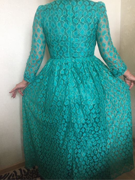 Платье бирюзовое красивое