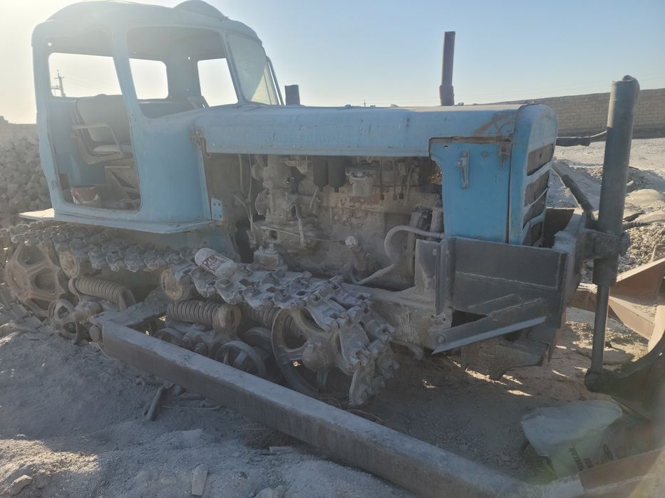 Buldozer sotiladi