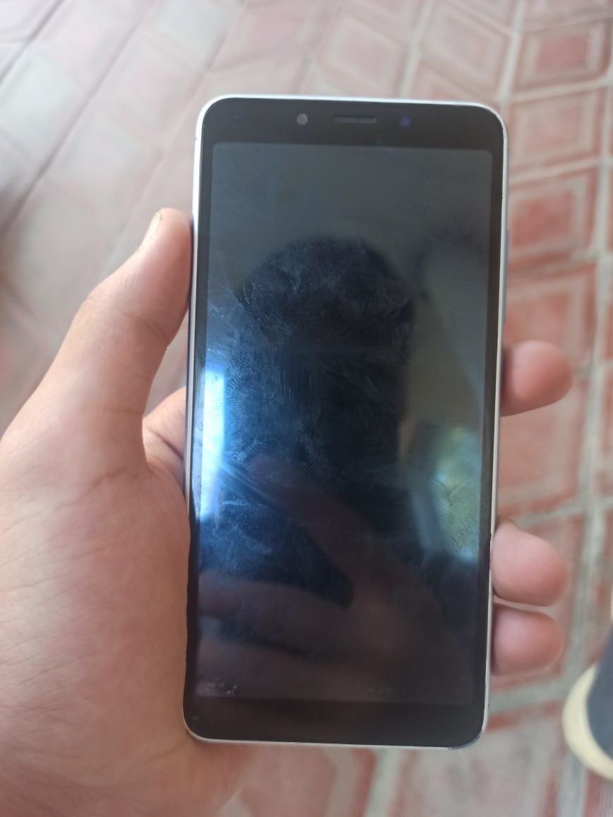 Xiaomi Redmi 6. 32 ГБ Б/y