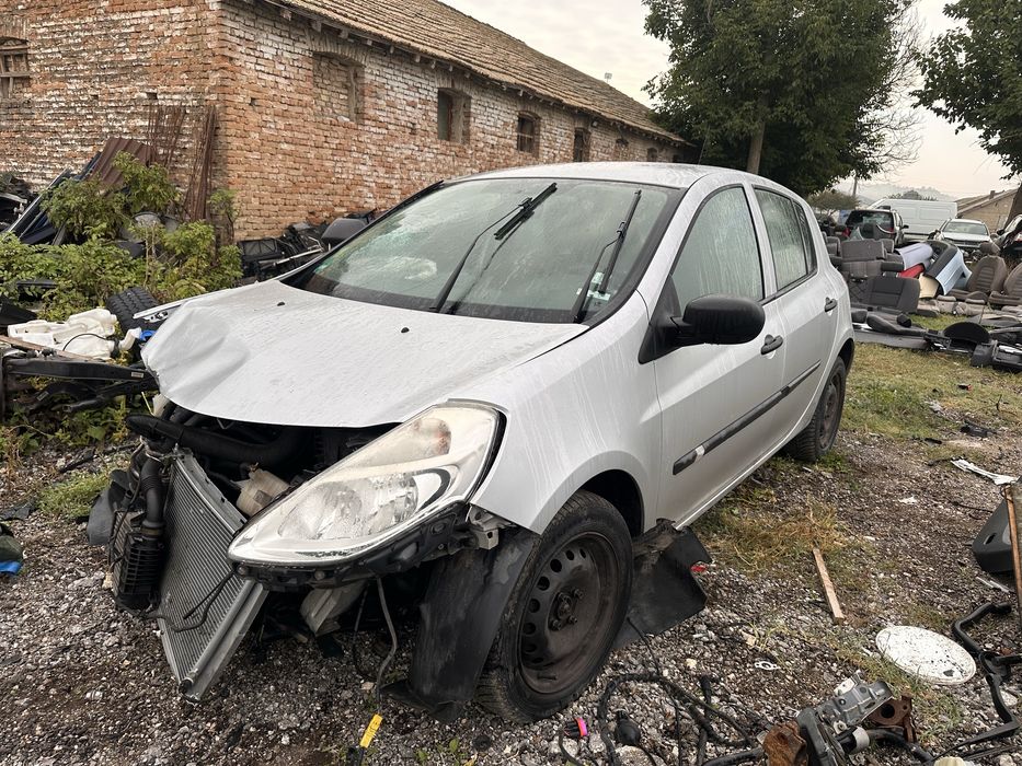 Рено клио 1.5 дци на части