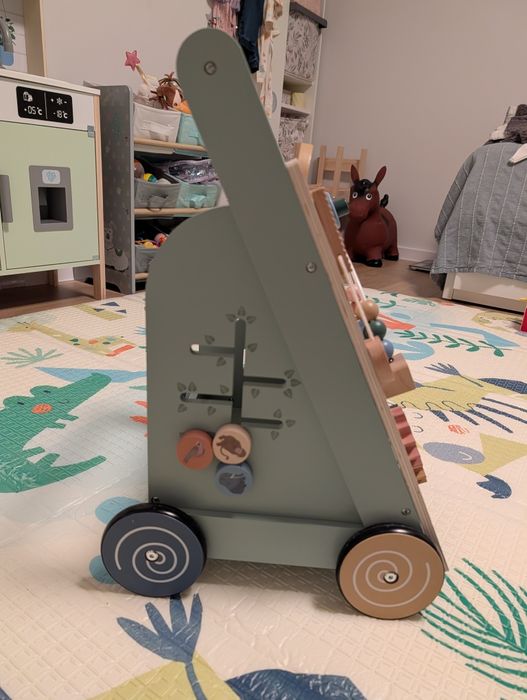 Дървена проходилка Moni toys