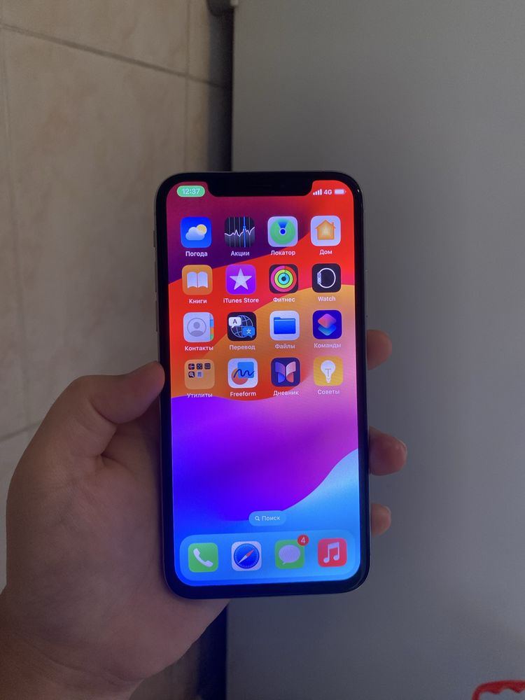 iPhone XS 64гб Apply