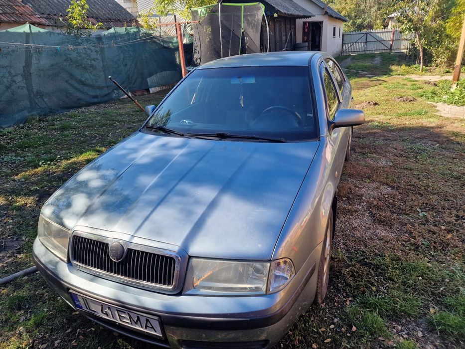 Scoda Octavia  motor 1,6 benzina plus gaz