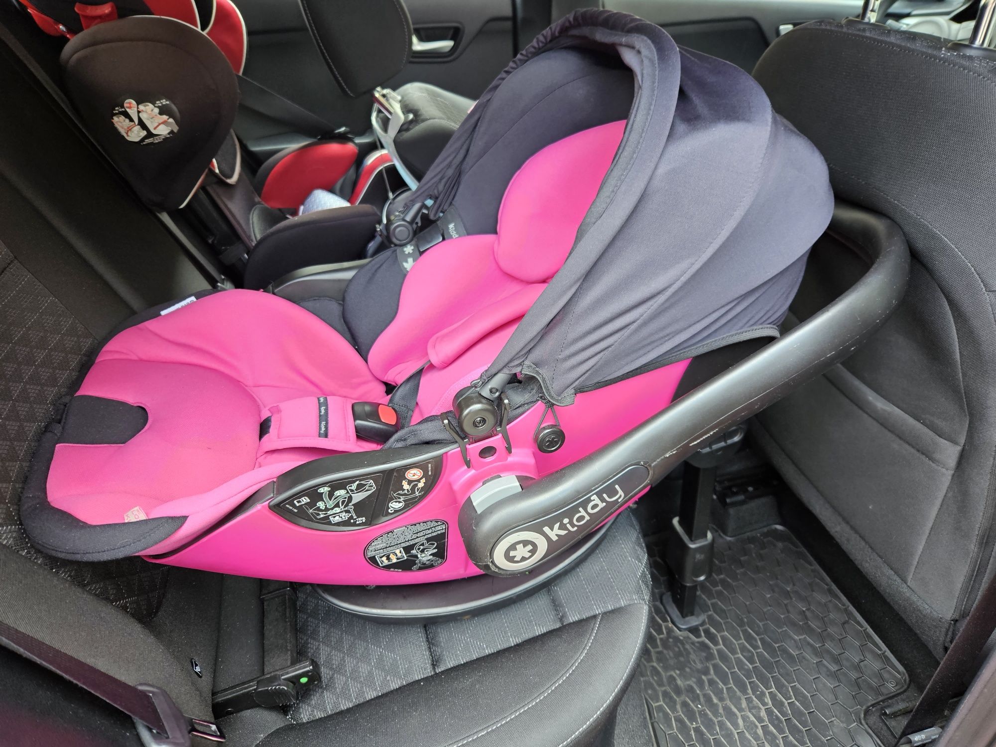 Kiddy бебешко кошче, кош, стол за кола с isofix база.