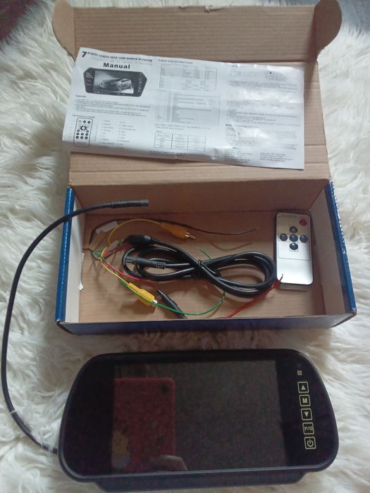 Монитор за кола за обратно виждане