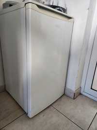 Vitrina frigorifica și congelator cu sertare