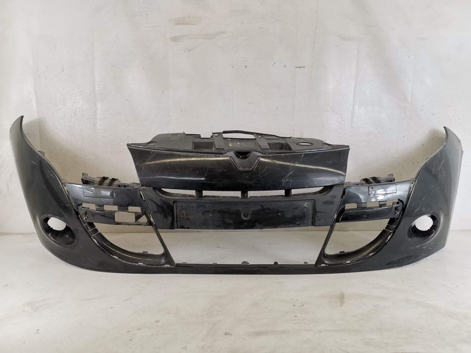 Предна броня Рено Меган 3 / Renault Megane 3 [ - ] Оригинална, в добро