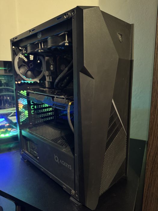 Vand pc medium gaming usor negociabil