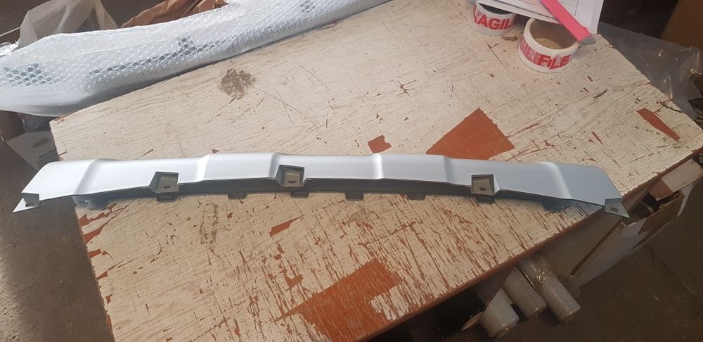 Ornament bară față nou Dacia Sandero Stepway 2 2017_2018_2019_2020