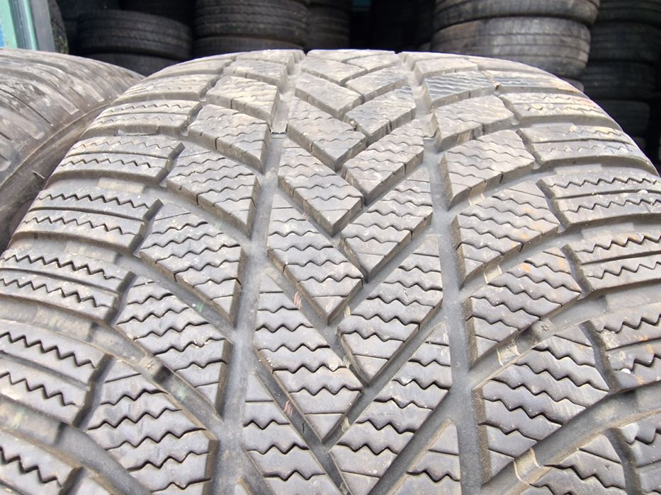 Anvelope 255/50R19 marca Bridgestone, M+S,DOT 2024,7 mm