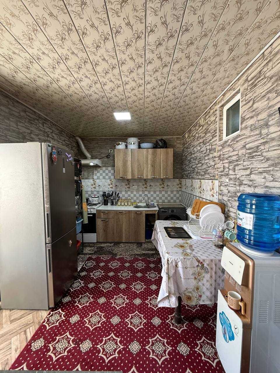 2 sotiqli kottedj sotiladi