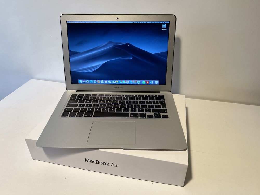 MacBook Air 13,3 /1,3 GHz/4 GB/128 GB flash storage