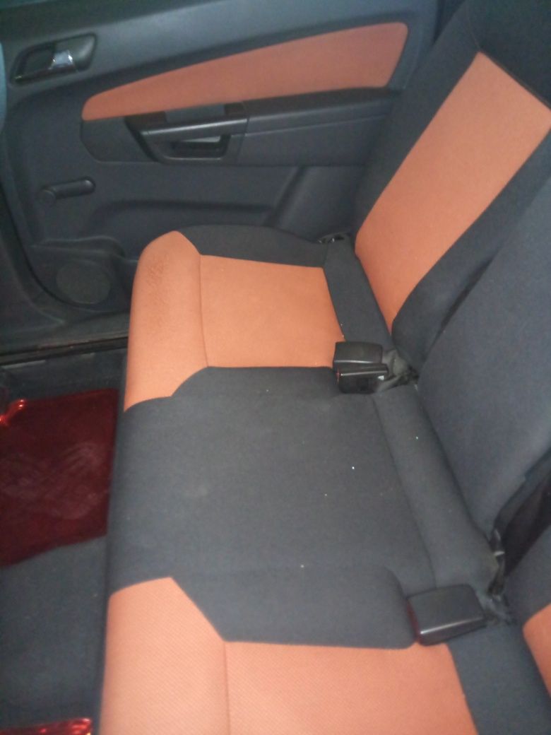Vind opal Zafira oferit de propietar