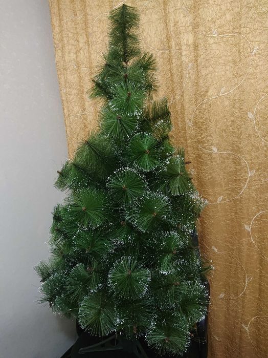 Продаю Ёлку Новогоднюю, пушистую