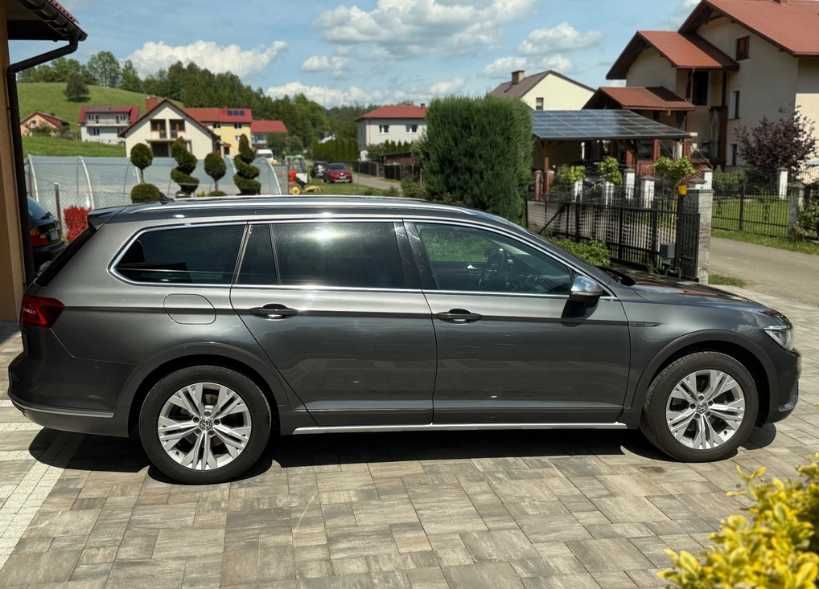Vând Volkswagen Passat B8 Alltrack