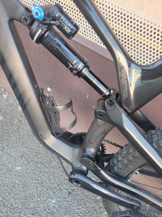 Canyon Spectral Marime M Carbon 2023 model - aproape nou + piese Noi