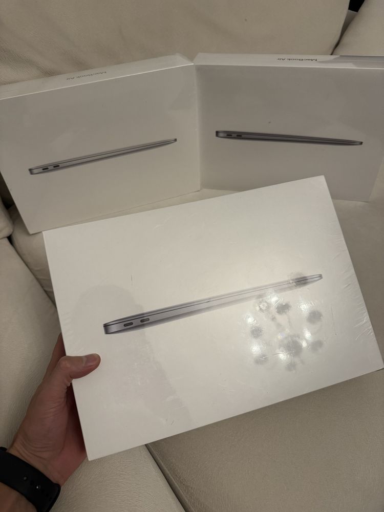 Macbook Air m1 8/256Gb New