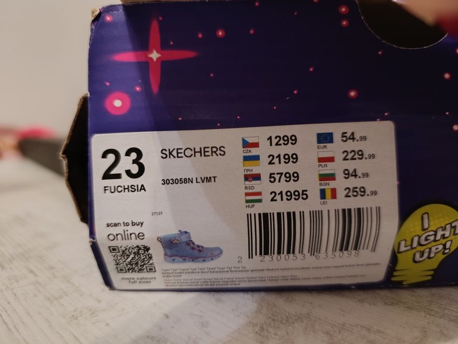 Vând ghete pentru copii