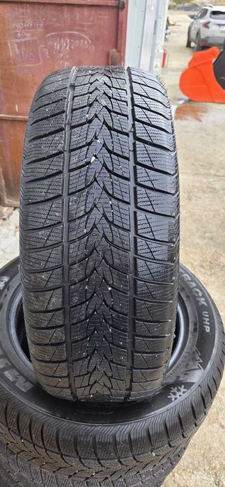 Anvelope iarna 235/55 R18