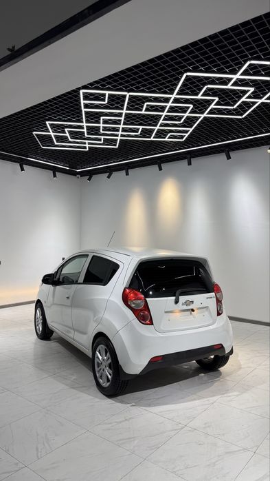 Spark sotiladi idial