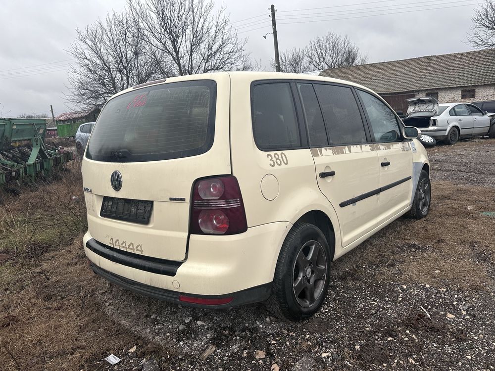 Vw touran 2.0 i на части